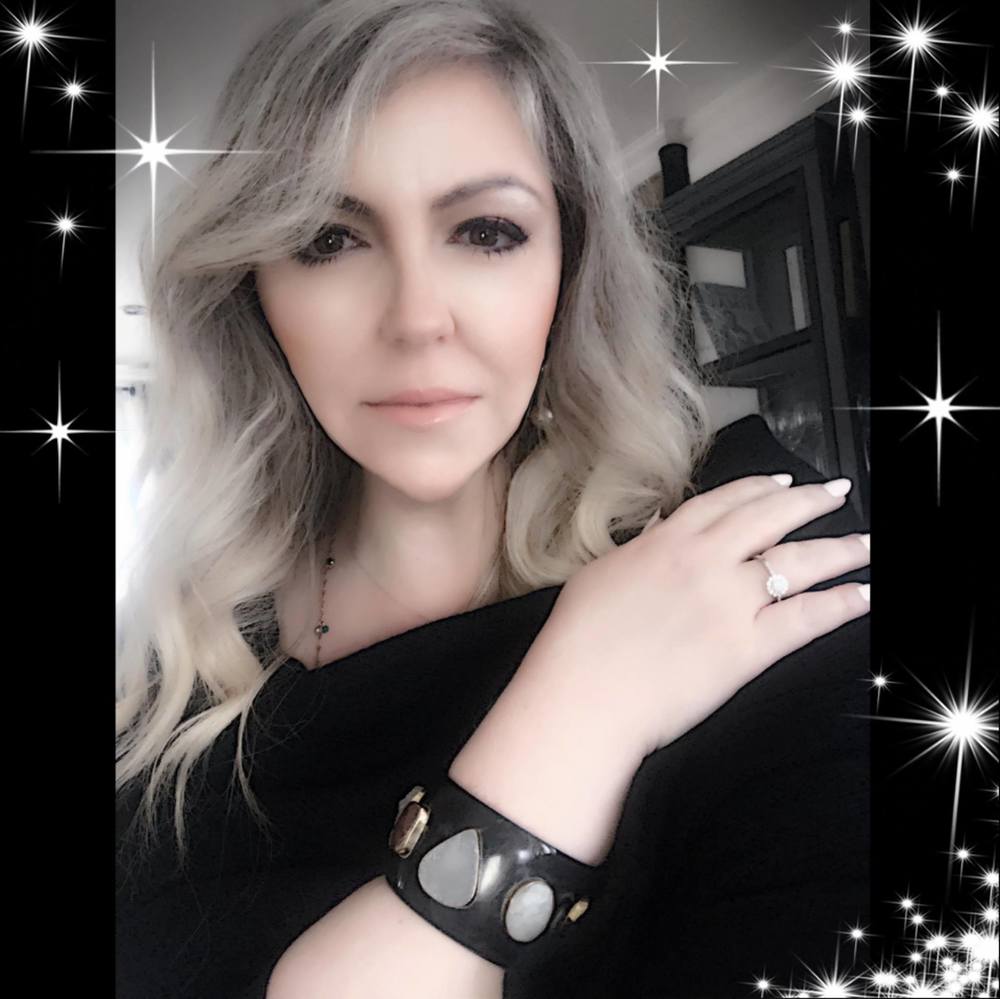 Meet your Posher, Aly